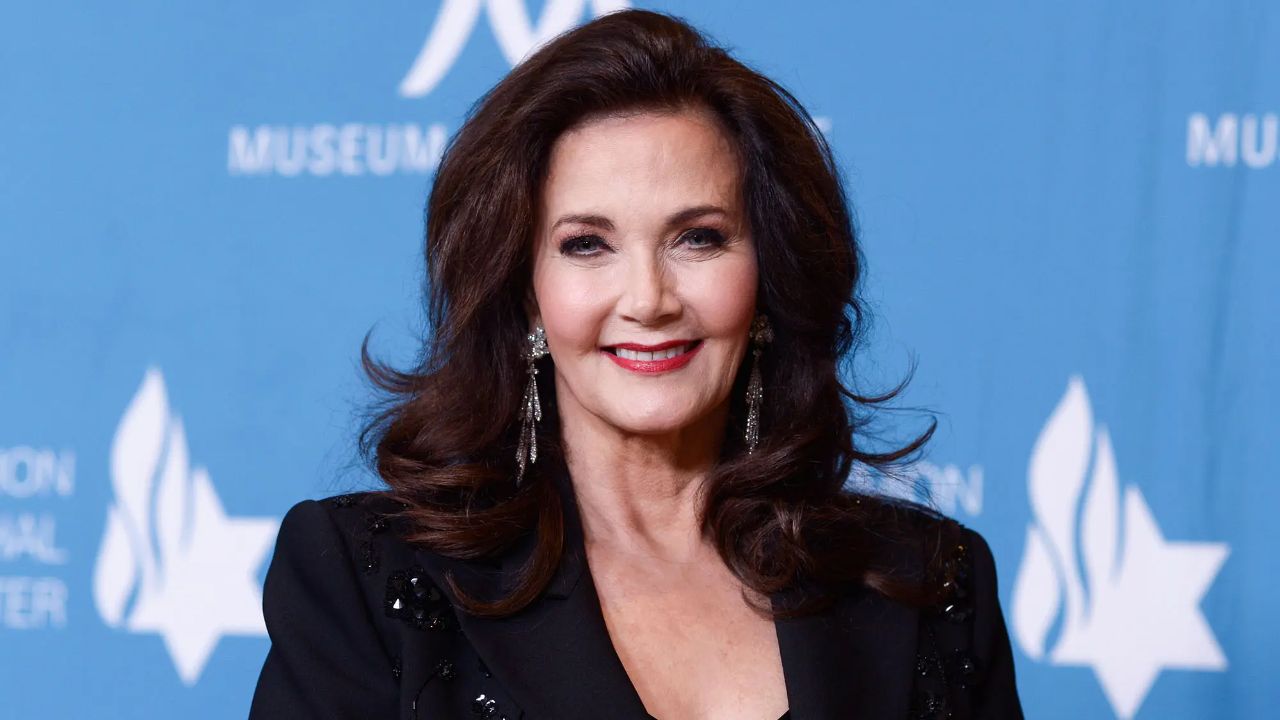 Lynda Carter says that she has never considered plastic surgery.
houseandwhips.com