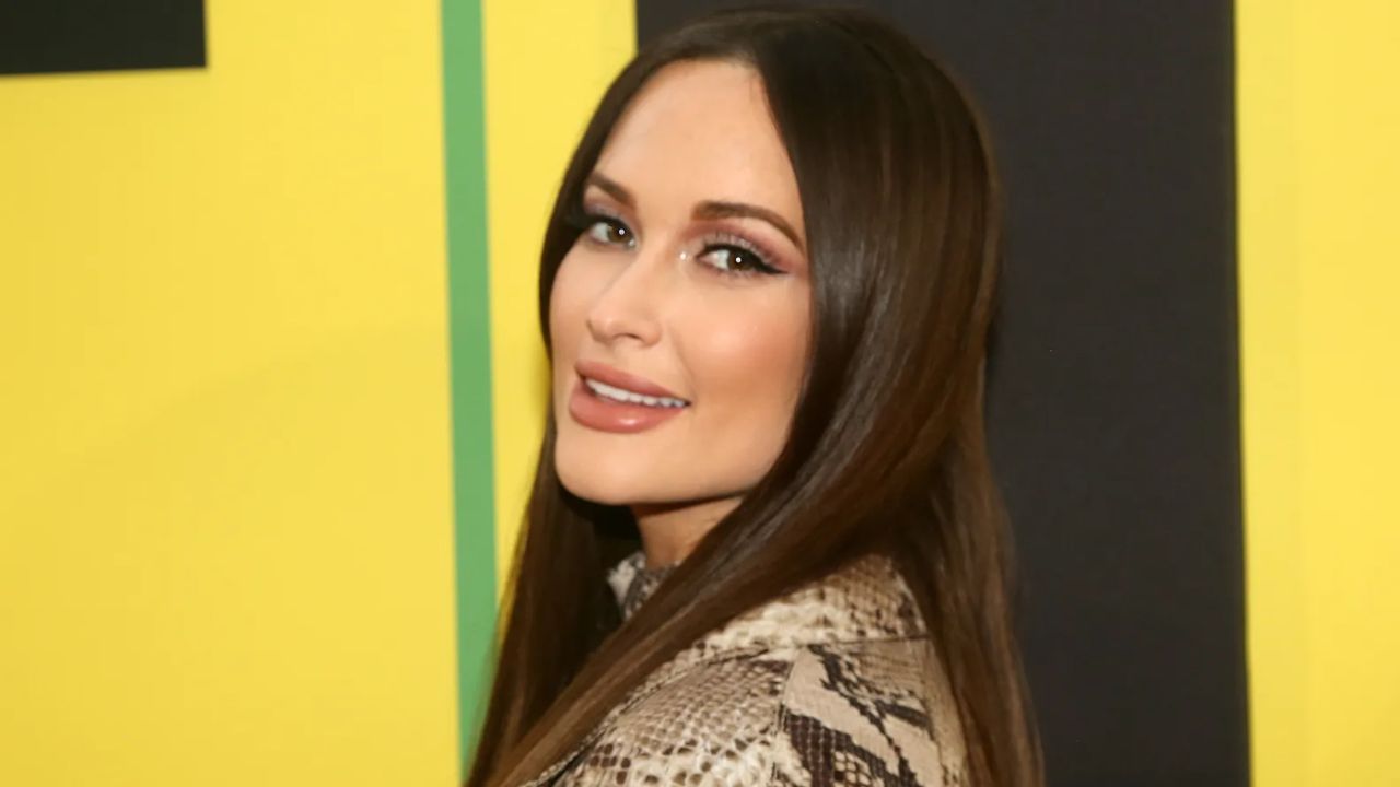 Kacey Musgraves sparked weight gain speculations after her appearance at the Grammys. houseandwhips.com
