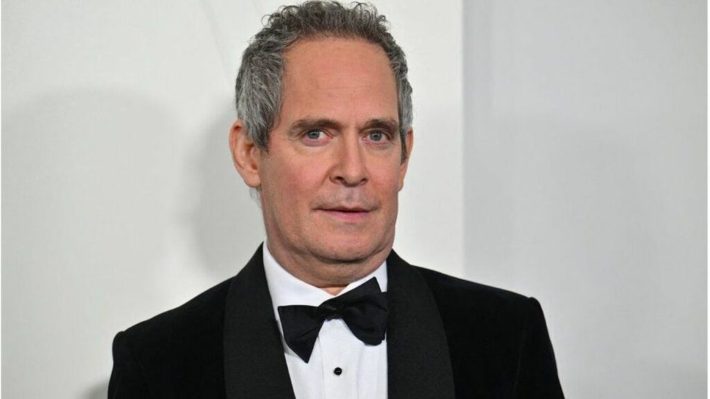 Tom Hollander may have had weight gain to play the role of Capote in Feud. houseandwhips.com