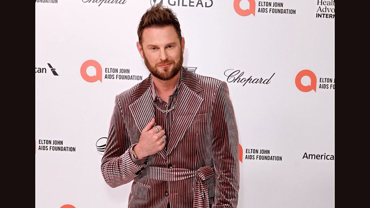 Bobby Berk's weight loss journey on "Queer Eye" saw him shed over 25 pounds and gain 185 pounds of lean muscle, transforming from a couch potato to a fitness inspiration!