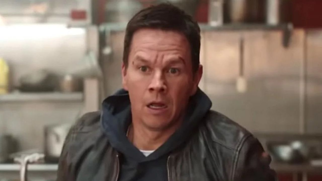 Father Stu: Mark Wahlberg's 30 lbs Weight Gain in 2022!