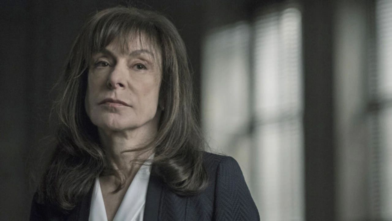 Jeannie Berlin has been rendered expressionless by plastic surgery is what fans have been saying.