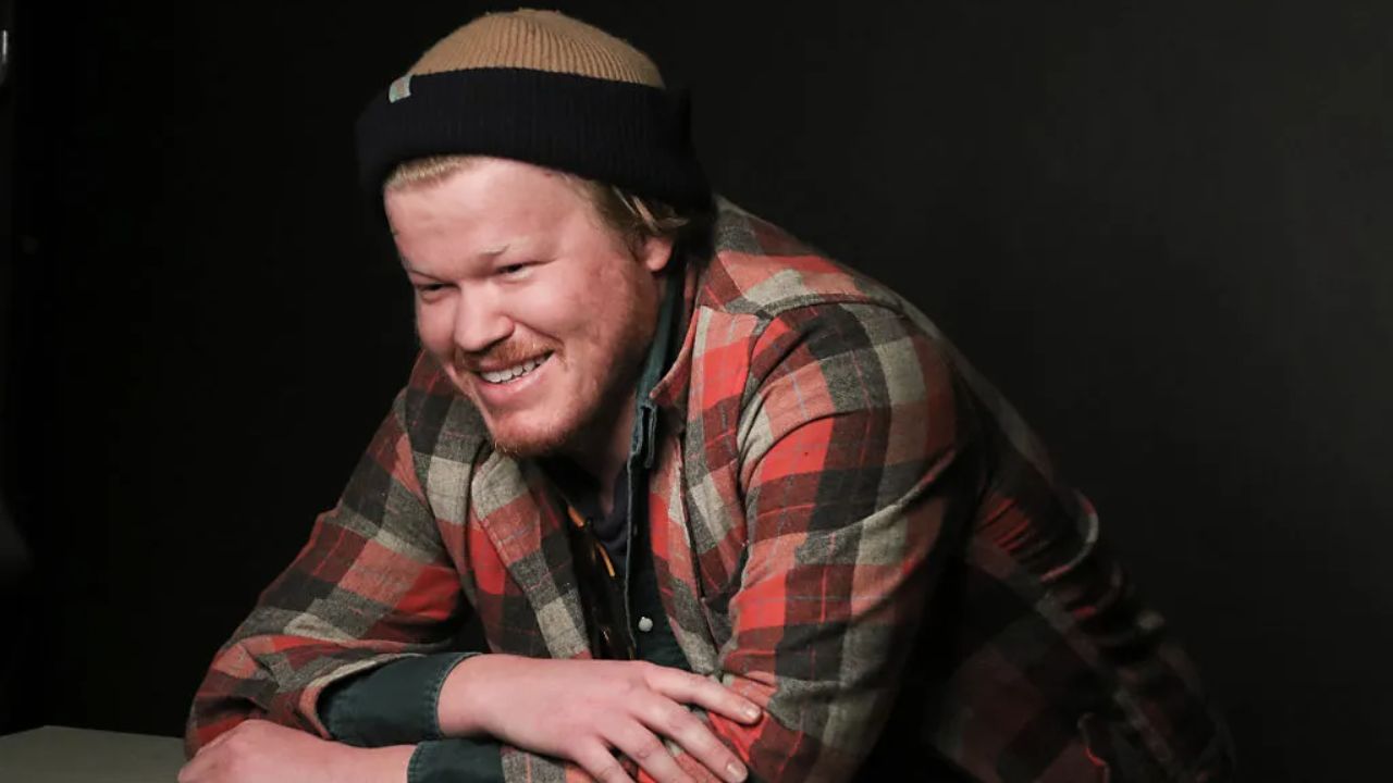 Jesse Plemons before weight loss.