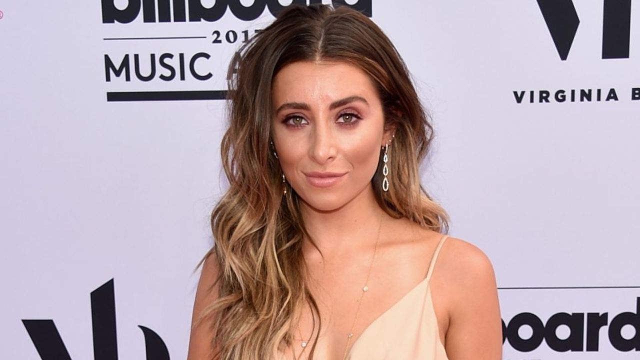 Lauren Elizabeth's Boyfriend: The YouTuber is Dating Matt Torvik Since 2021!