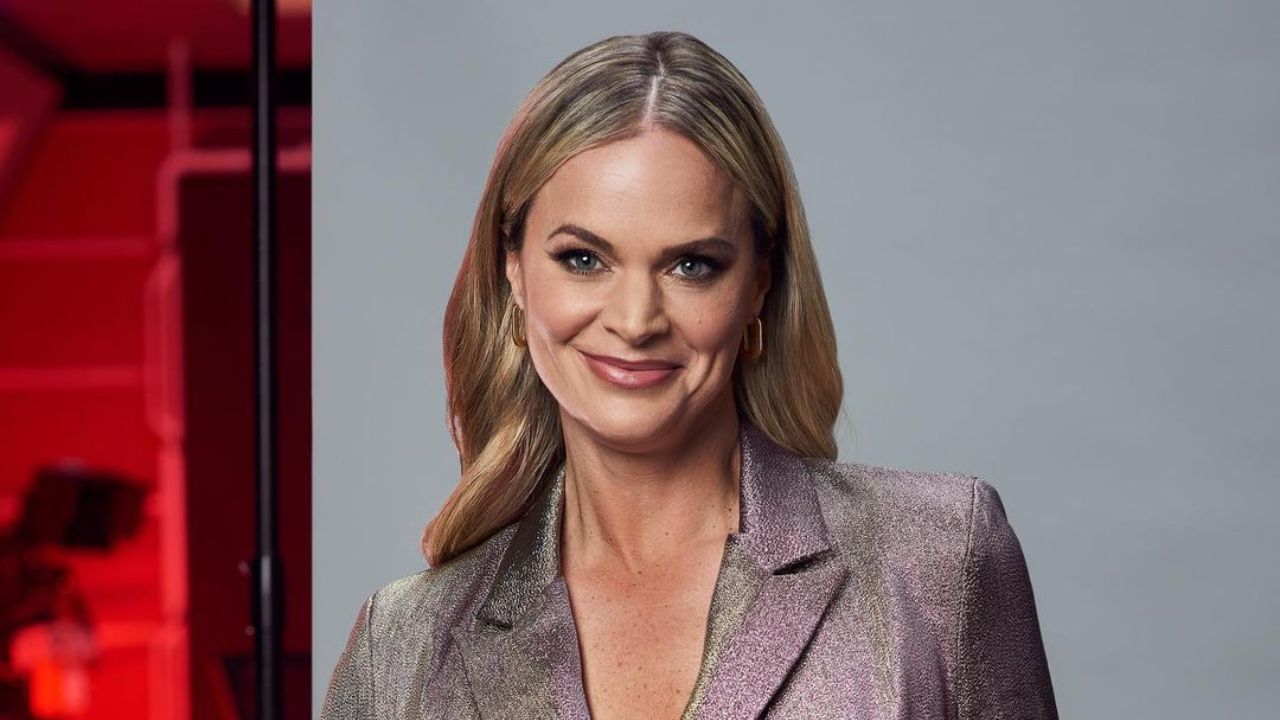 Jennifer Hedger's net worth is estimated to be around $1-5 million. houseandwhips.com