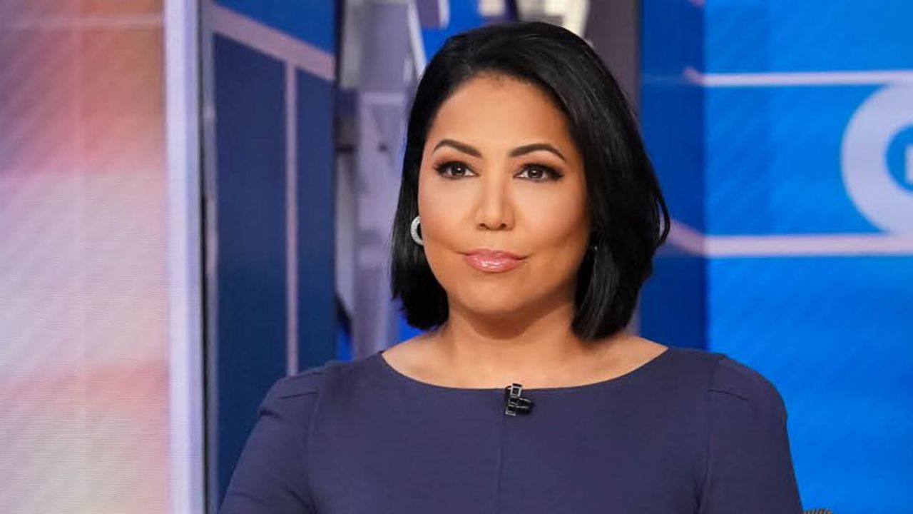 Stephanie Ramos appears to have had plastic surgery to match her features with the current trend. houseandwhips.com