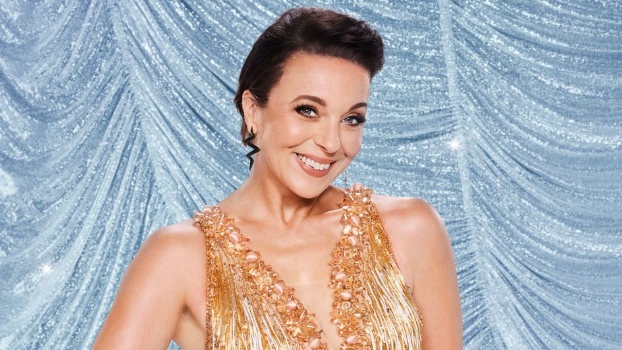 Amanda Abbington's fans think she has had a weight loss. houseandwhips.com