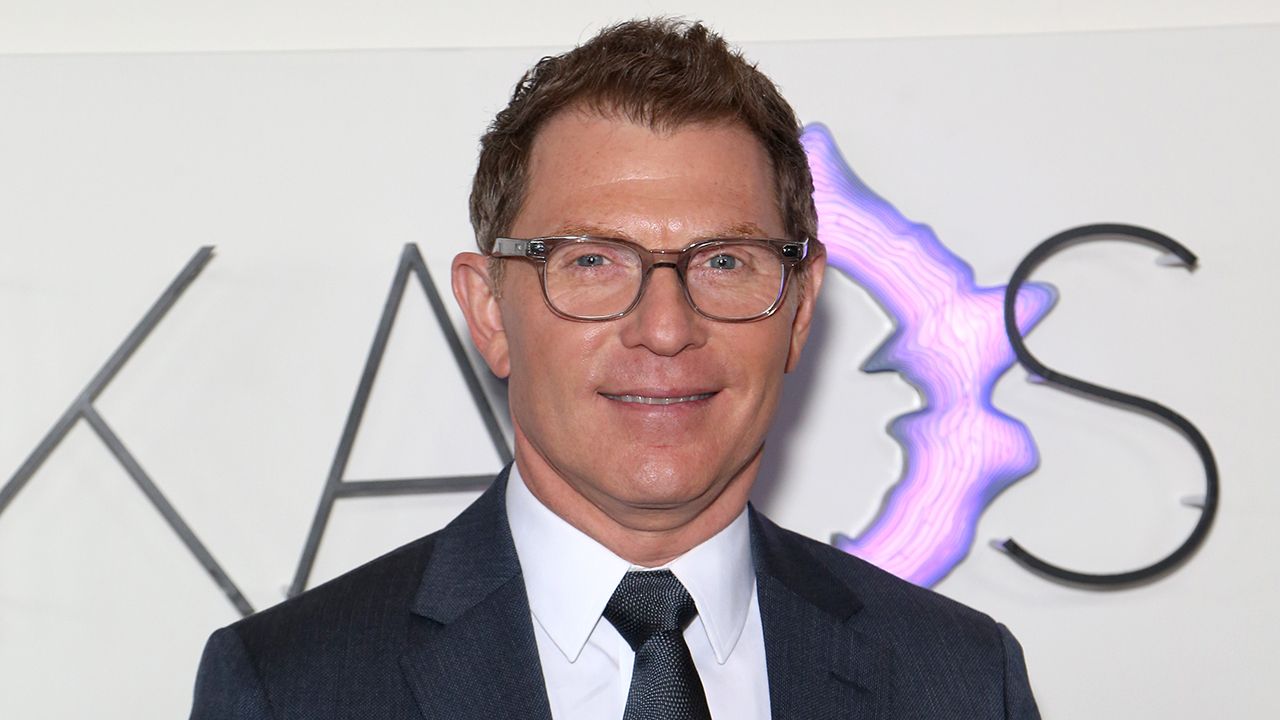 Bobby Flay, as per experts, has not had any plastic surgery except Botox. houseandwhips.com
