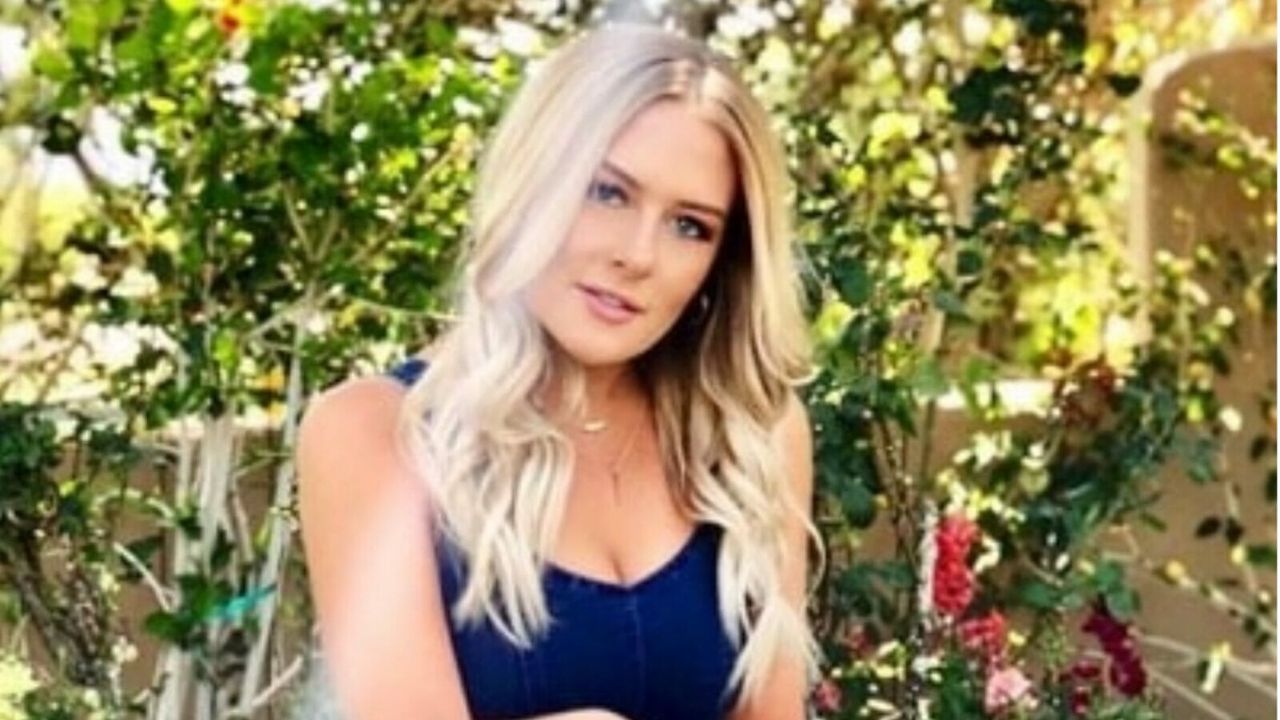 Brooke Schofield's fans seek her before and after weight loss pics. houseandwhips.com