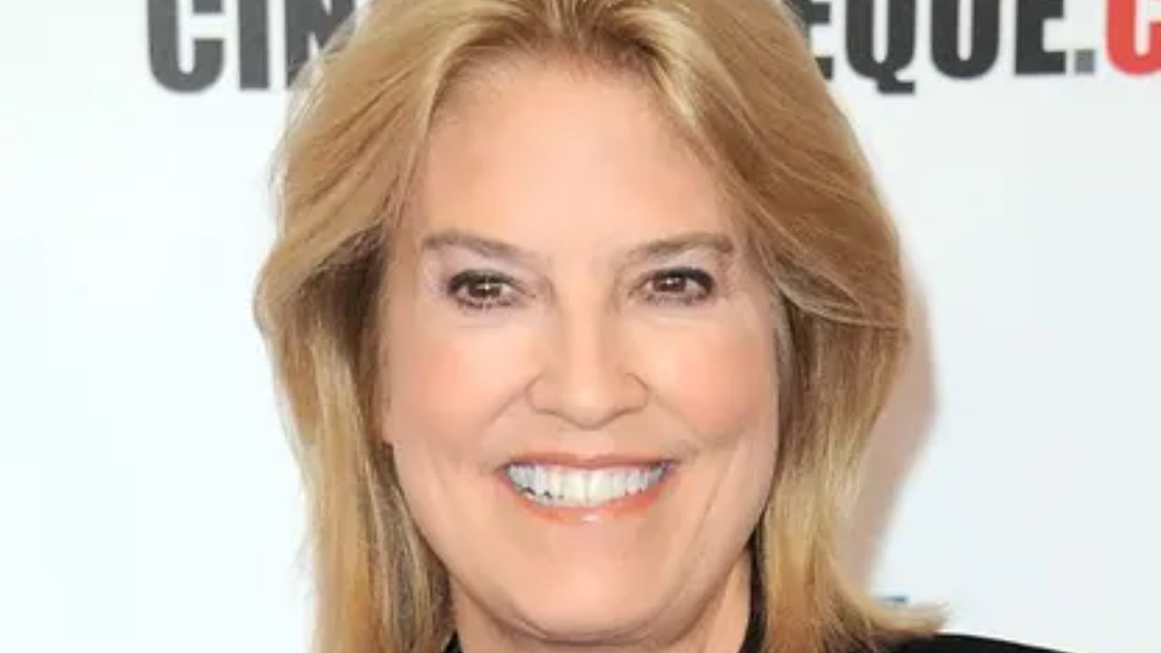 Greta Van Susteren got plastic surgery in 2002 before she started her new job at Fox News. houseandwhips.com