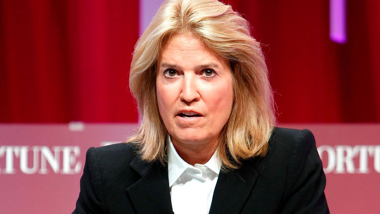 Greta Van Susteren decided to get an eyelift under no one's influence. houseandwhips.com