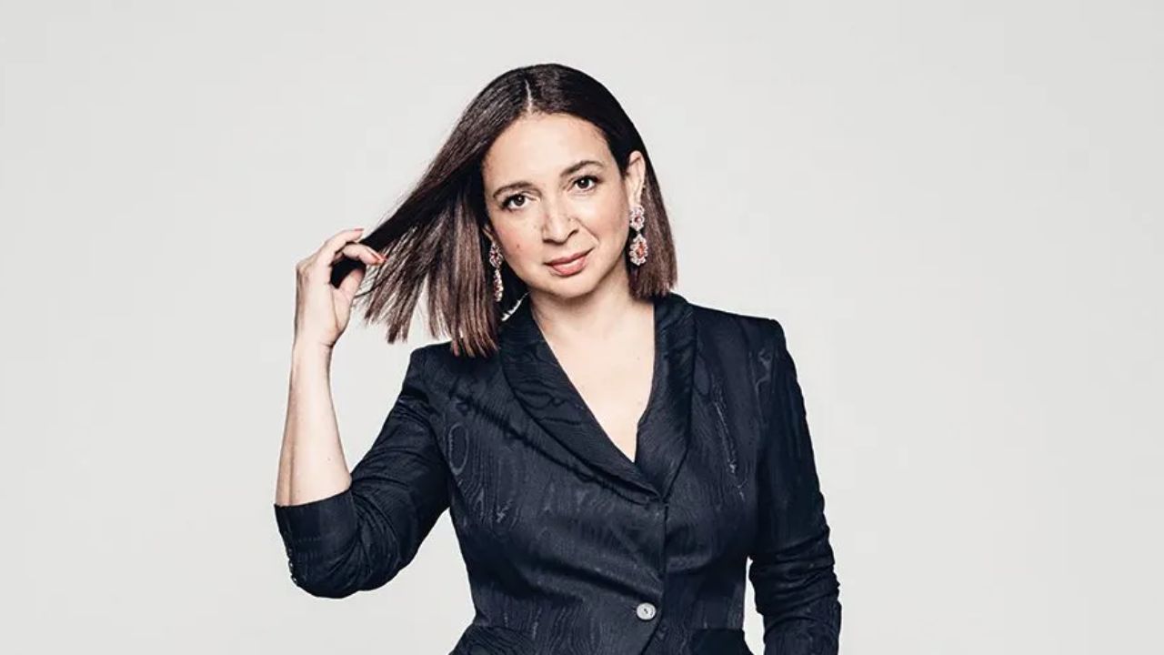 Maya Rudolph shared that her weight started to fluctuate a lot since she had her kids. houseandwhips.com