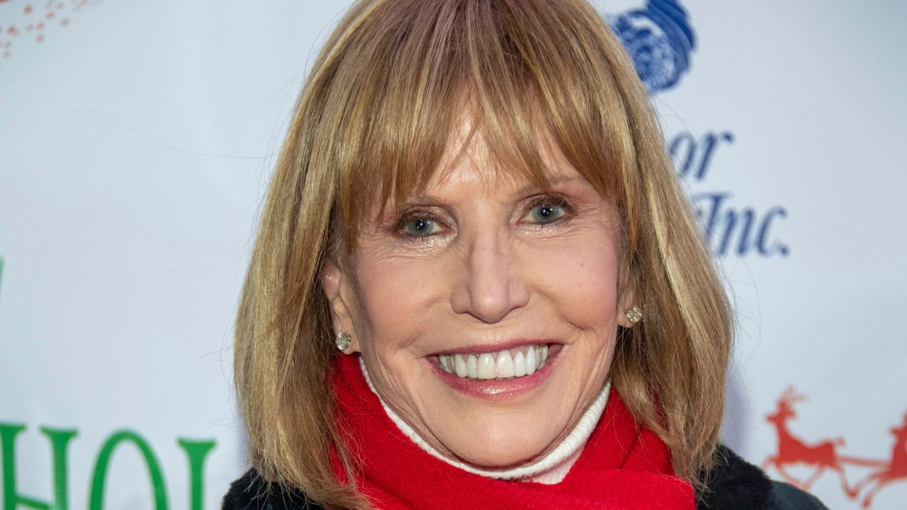 Monica from General Hospital once said that she was not going to let Hollywood affect her self-esteem. houseandwhips.com