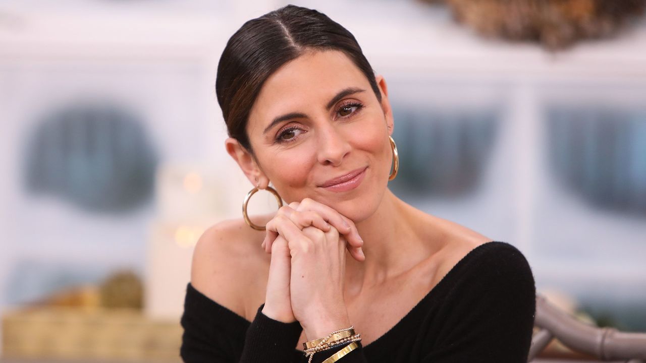 Jamie Lynn Sigler has had a very obvious and well-done nose job.
houseandwhips.com