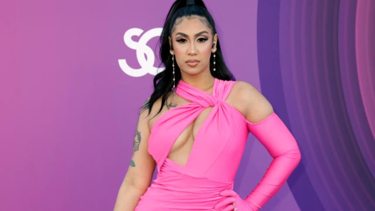 Queen Naija regrets that she had a BBL procedure. houseandwhips.com