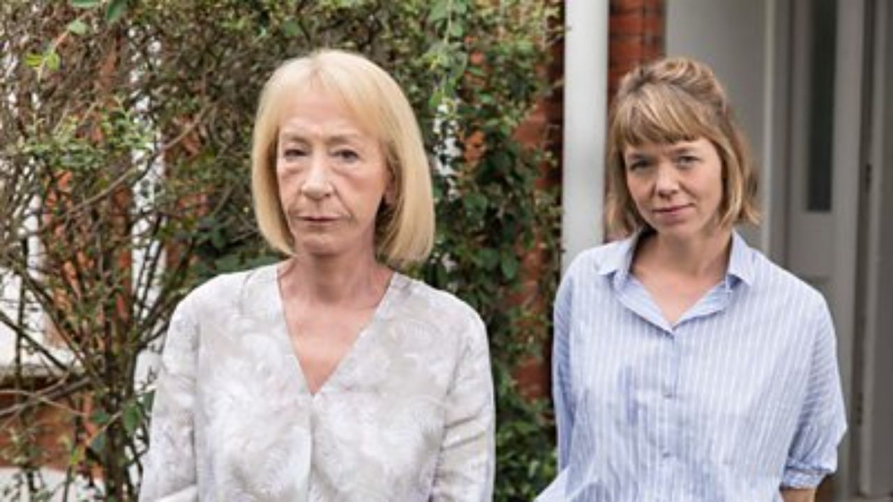 Ellie Haddington is speculated to have some kind of illness. houseandwhips.com