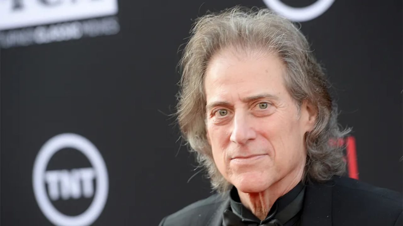 Richard Lewis has somehow sparked speculations that he has had cosmetic work done. houseandwhips.com