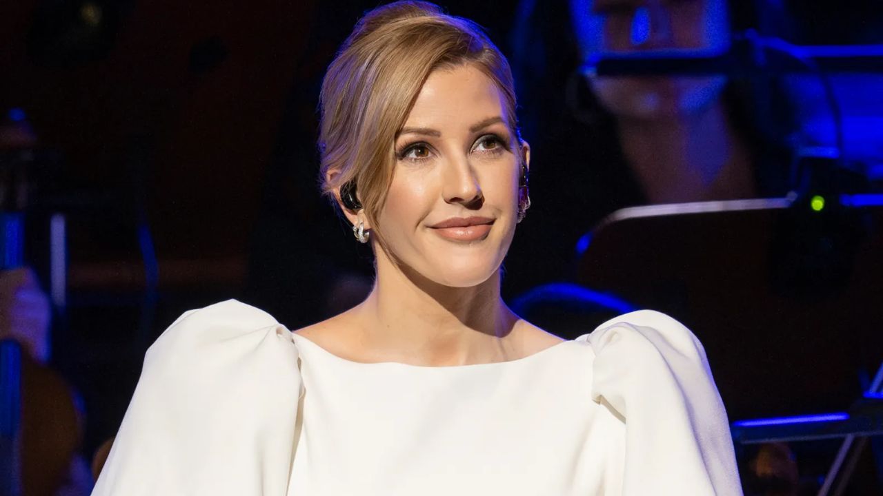 Ellie Goulding is widely suspected of having a rhinoplasty. houseandwhips.com