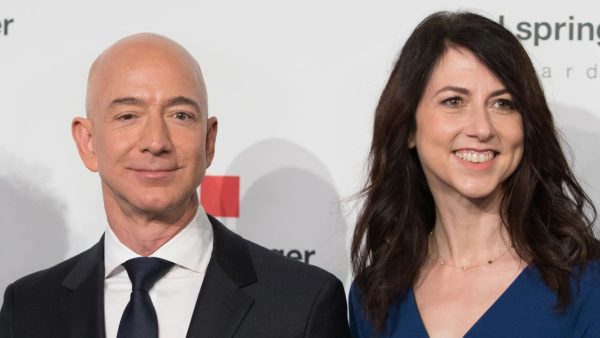 Jeff Bezos' Ex-Wife, MacKenzie Scott: All About Her Net Worth (2025)