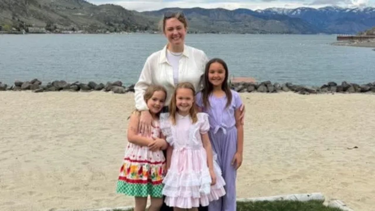 Whitney Decker with her children.