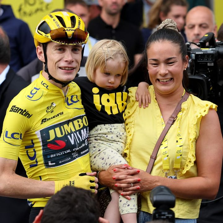 Jonas Vingegaards Ehefrau Trine Hansen und Familie