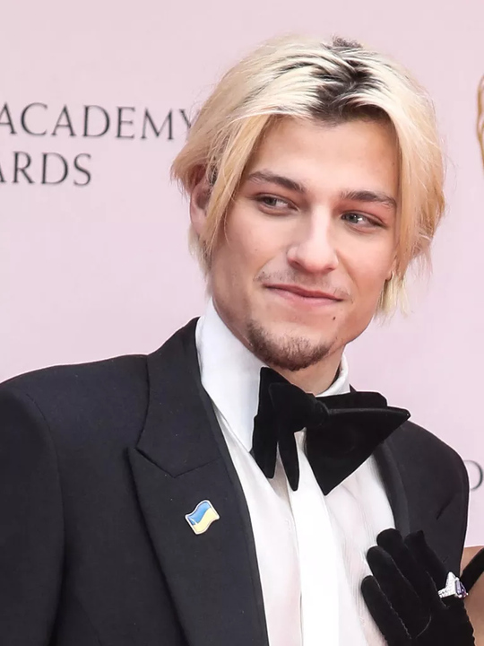 Jake Bongiovi's net worth is $1 million in 2025.