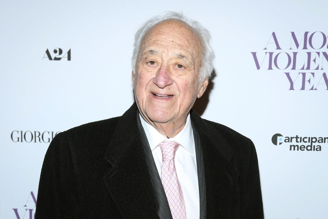 Jerry Adler's net worth was $4 million.
