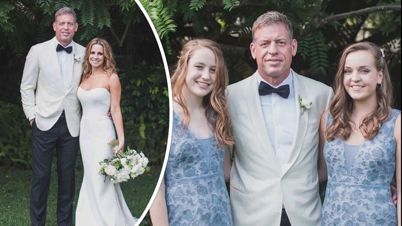 Troy Aikman And His Two Daughters