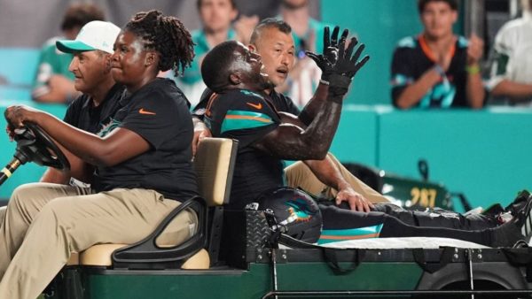 Did Tyreek Hill Break His Leg? Injury Update | Broken Leg