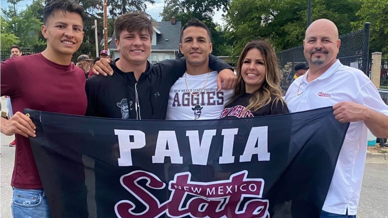 Diego Pavia with his family.