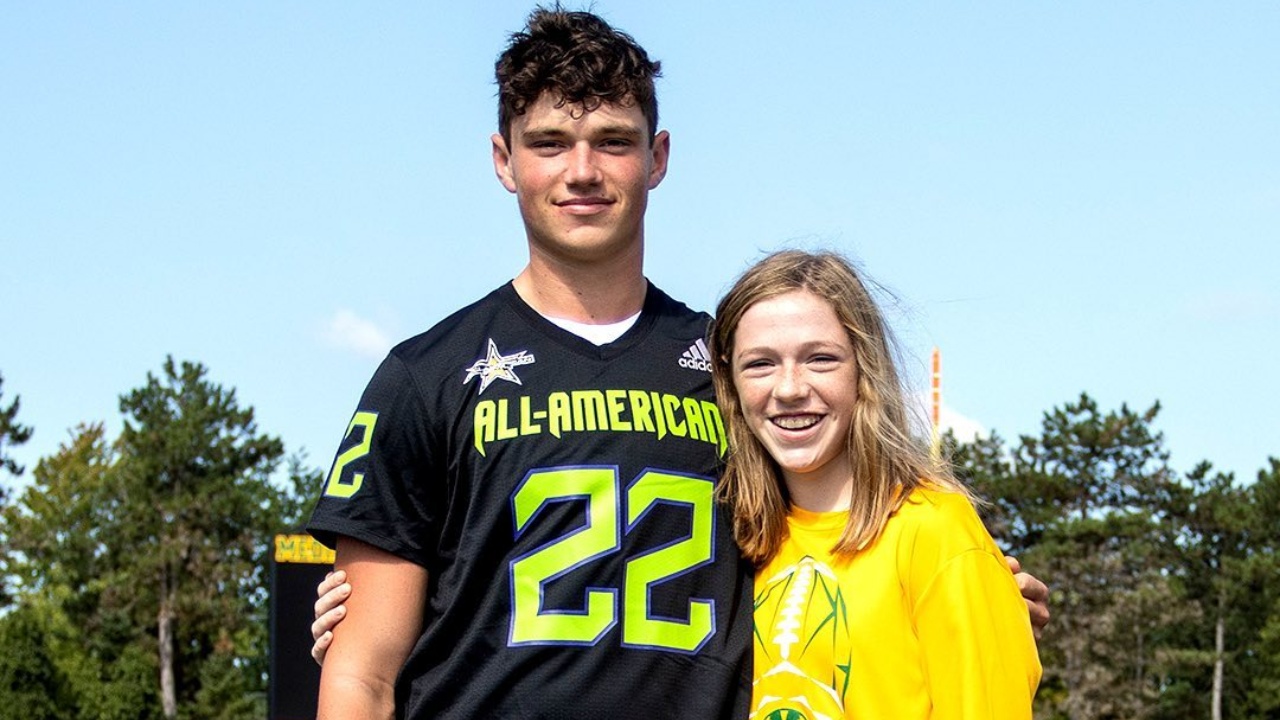 Drew Allar with his sister.