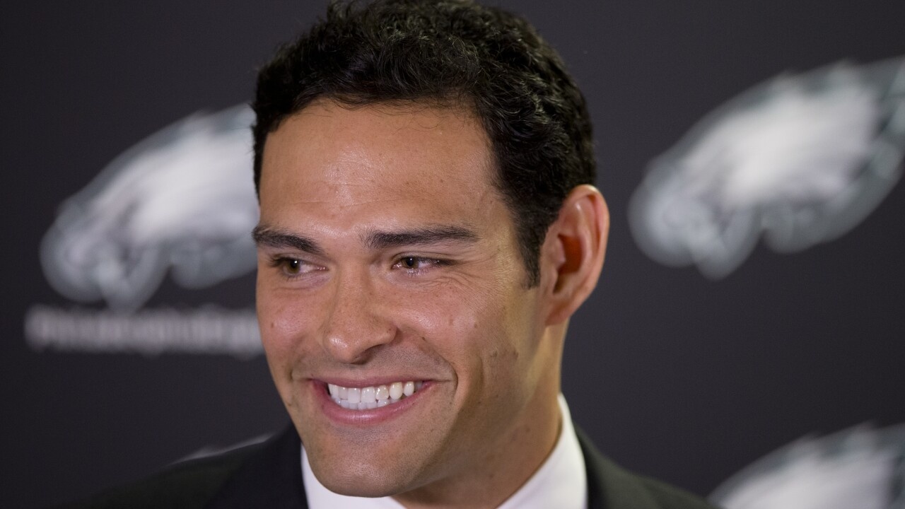 Who Stabbed Mark Sanchez? Meet the Food Delivery Driver