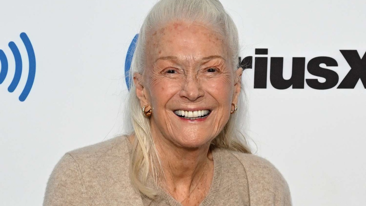 Diane Ladd's net worth was $10 million.