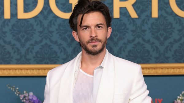 Jonathan Bailey Partner: Is He Married? | Husband Update